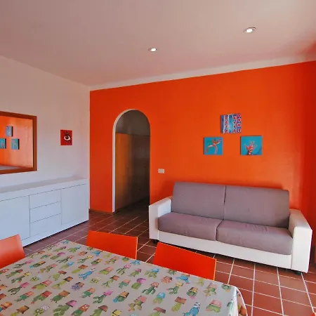 Il Pavone Aparthotel *